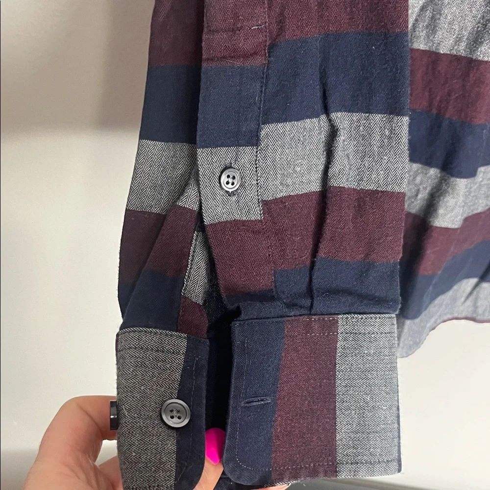 Banana Republic Men's Button-Down Shirt in Navy, Gray & Burgundy